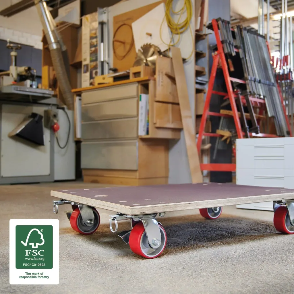 Transporthilfe MM 1348, 78 x 59 x 16 cm, harte Rollen Ø 100 mm, Rollenlager, 2 Bremsen, Platte FSC®, Tragkraft 1.000 kg