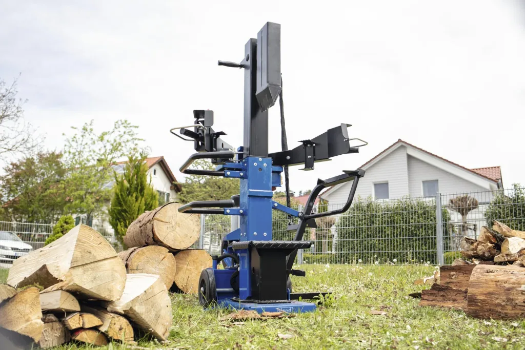 Holzspalter Compact 15t, stehend