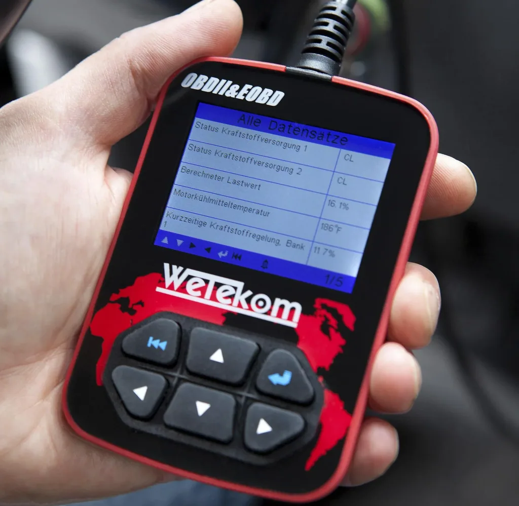 OBDII Diagnose Scanner mit Farbdisplay