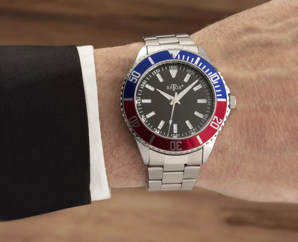 Herren-Armbanduhr, "Retox-Master" mit 2 farbiger Lünette und Edelstahlband, 3 bar wasserdicht
