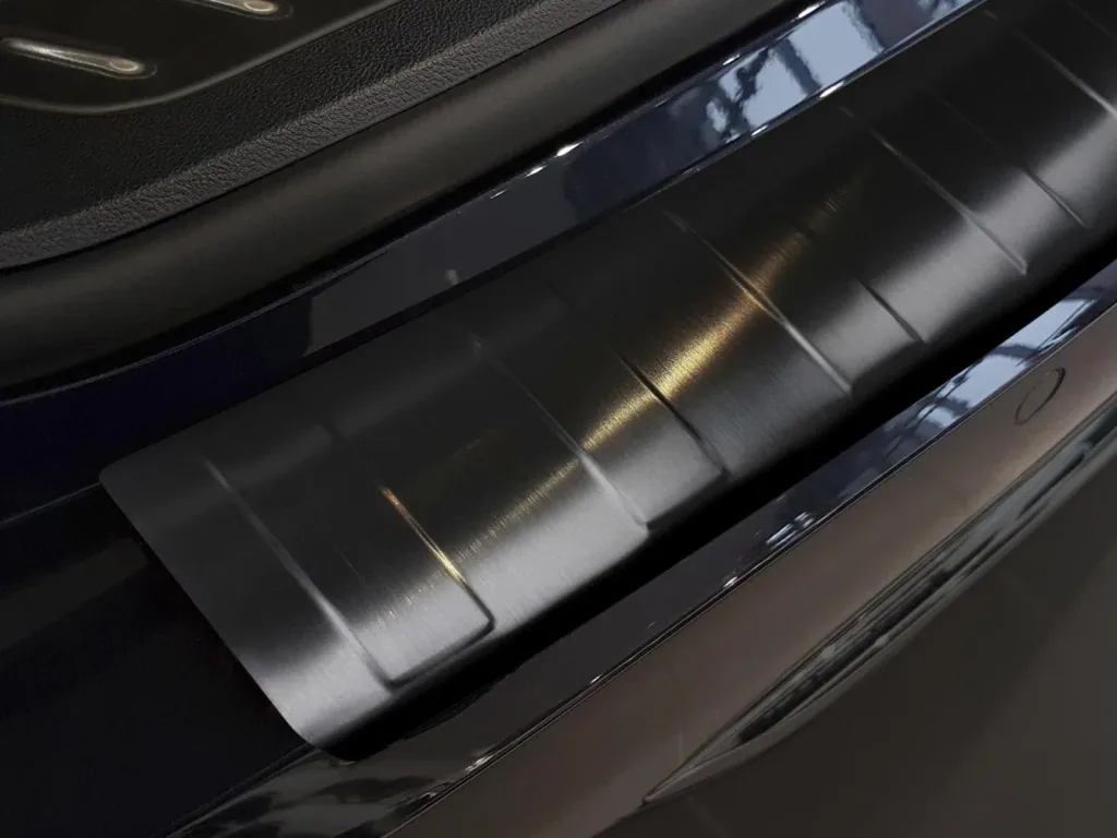 Ladekantenschutz Edelstahl graphite / black für BMW Serie 5 G31 Touring, Baujahr 2017>