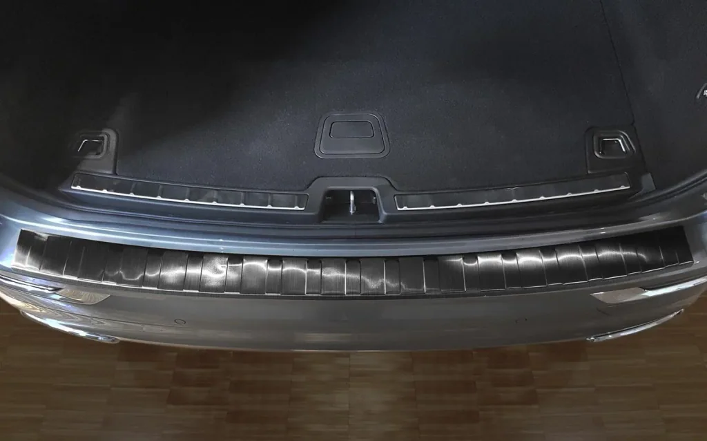 Ladekantenschutz Edelstahl für Volvo XC-60 FL - graphite / black, Baujahr 7/2017>