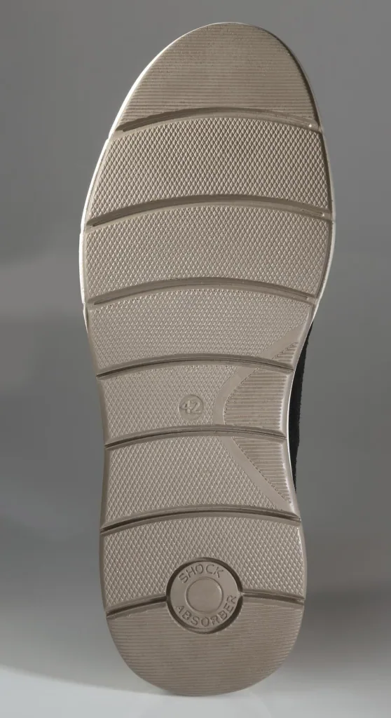 Slipper mit Elastikzonen, Farbe schwarz, Gr. 43