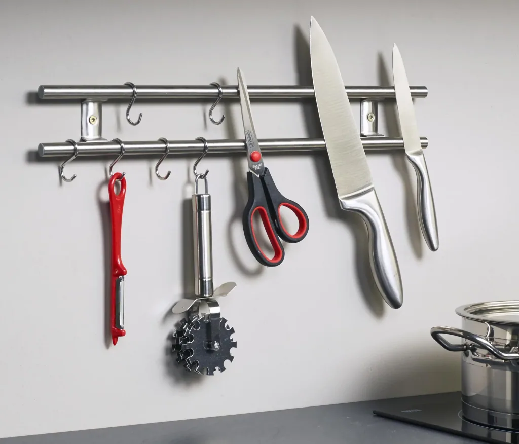 2in1 Magnetische Küchenreling mit 6 Haken
