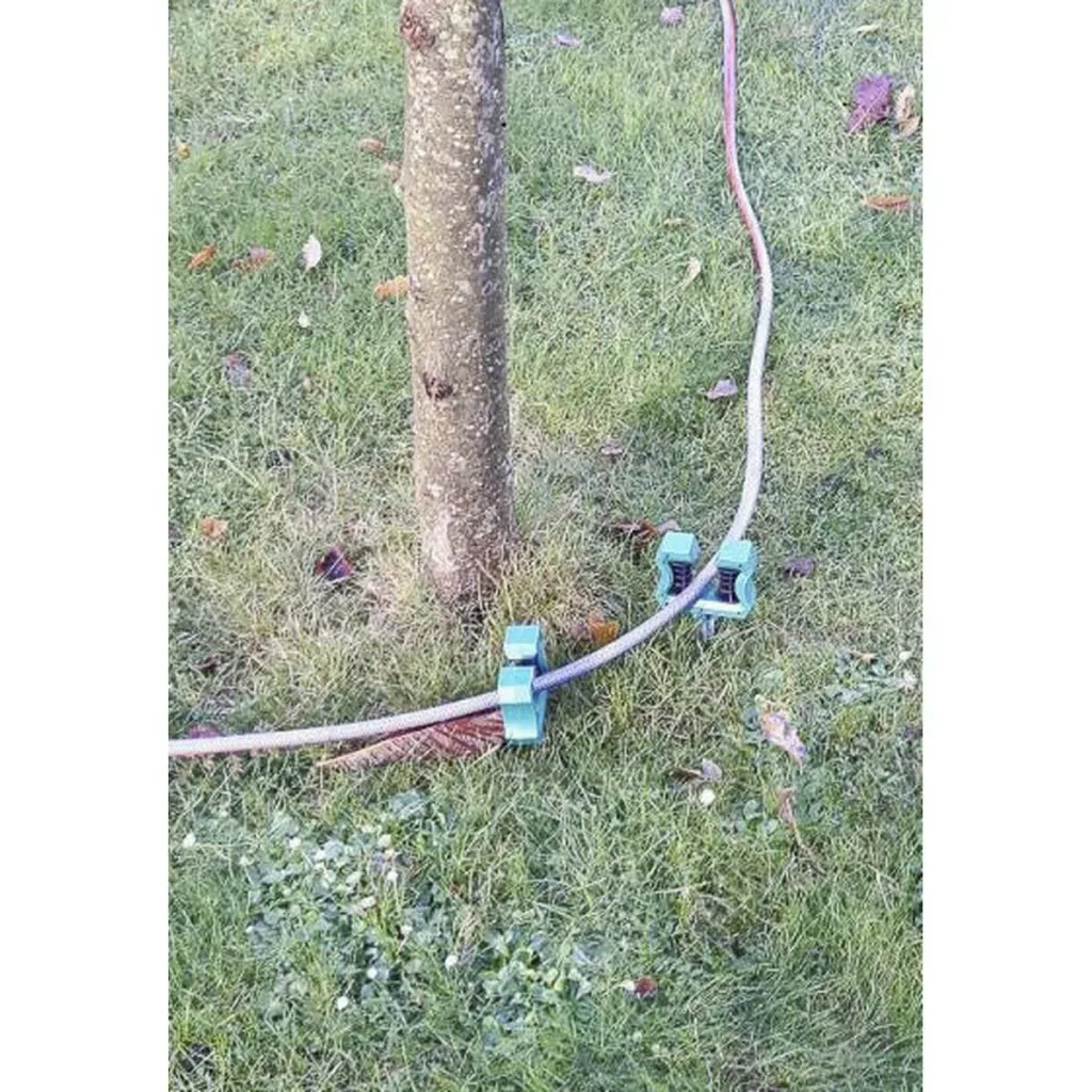 Gartenschlauchhalter/ Gartenschlauchführung