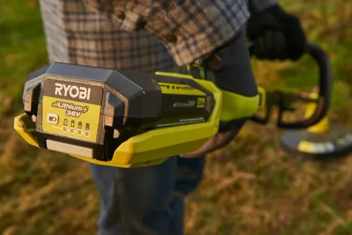 Akku-Rasentrimmer Max Power 36 V, 28-33 cm Schnittbreite inklusive 2,0 Li-Ionen Akku und Ladegerät