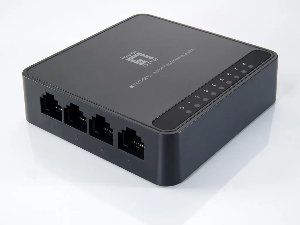 Switch 8x FE FEU-0812 Kunststoff