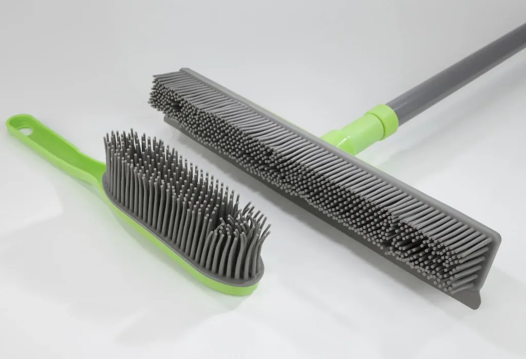 Gummibesen Set, 3teilig - farblich sortiert, Wischbesen + GRATIS Kehrschaufel