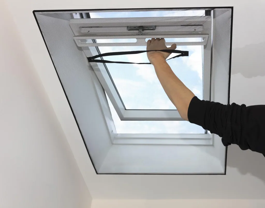Fliegengitter für Dachfenster, schwarz, 2 Stück